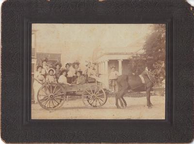 1905-1910, Horse & Carriage