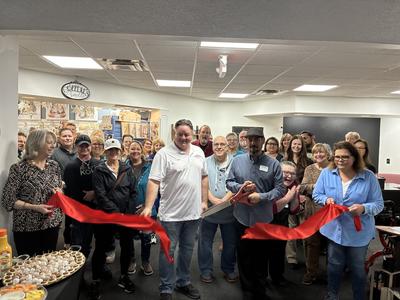 Ribbon Cutting at Victoria's Antiques & More Jan 2026